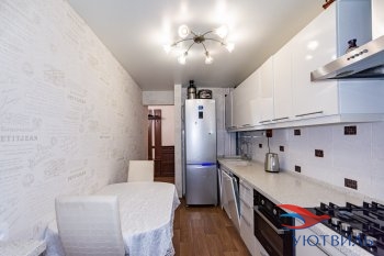 Трехкомнатная квартира на Стачек в Черноморском - chernomorskoe.yutvil.ru - фото 2