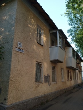 пер. Замятина,25 в Черноморском - chernomorskoe.yutvil.ru