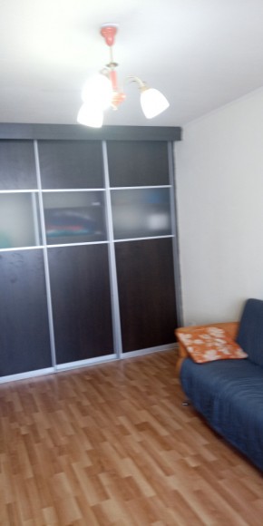ул. Парниковая,10 в Черноморском - chernomorskoe.yutvil.ru